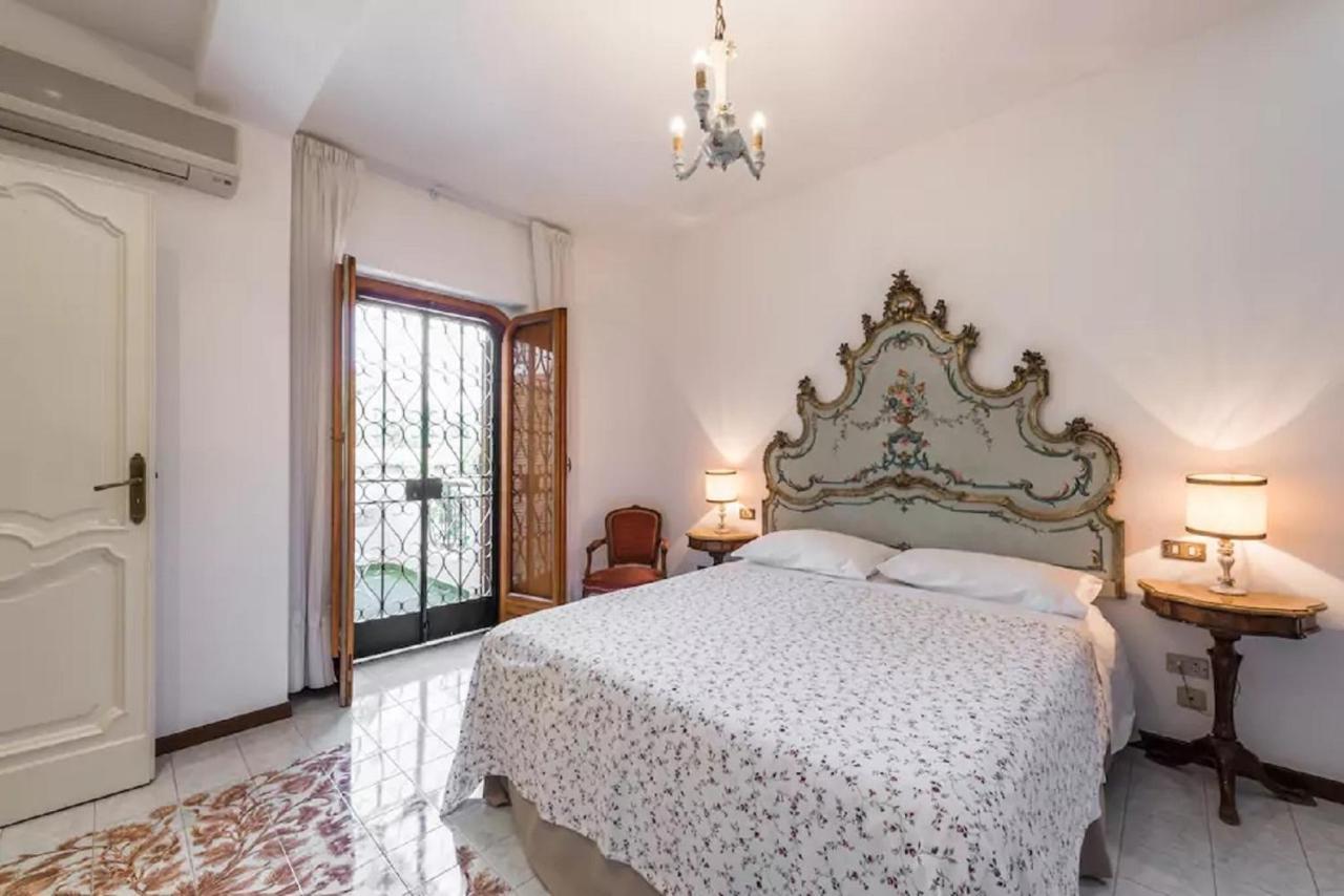 Villa Mary - Oroblu ตรานิ ภายนอก รูปภาพ